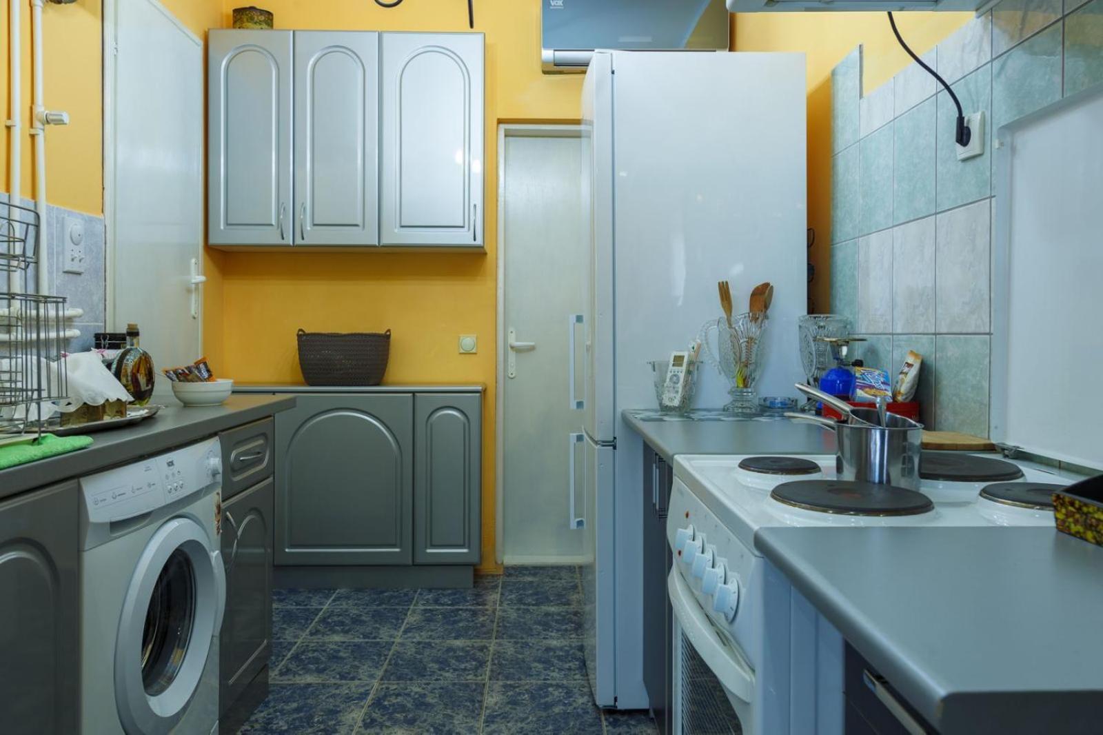 Apartmani Capi Golubac Kamer foto