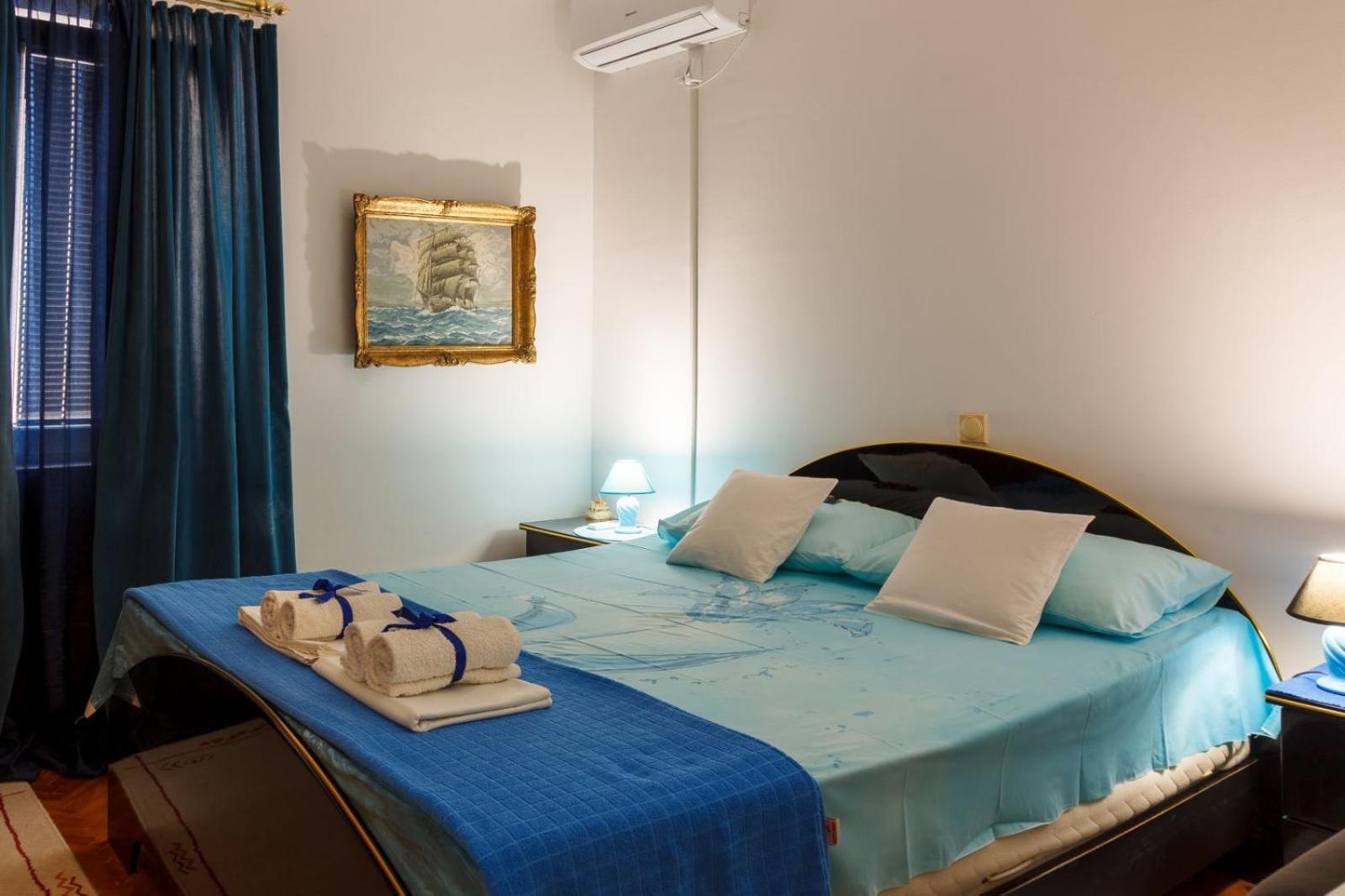 Apartmani Capi Golubac Kamer foto